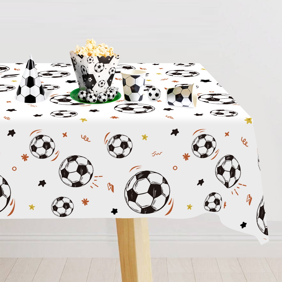 Table Cloth Disposable - Obrus jednorazowy z motywem piłki nożnej,