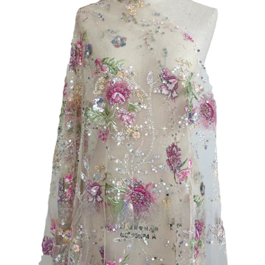 Luksusowa koronka z koralikami – Glitter Tablecloth recenzja i cena